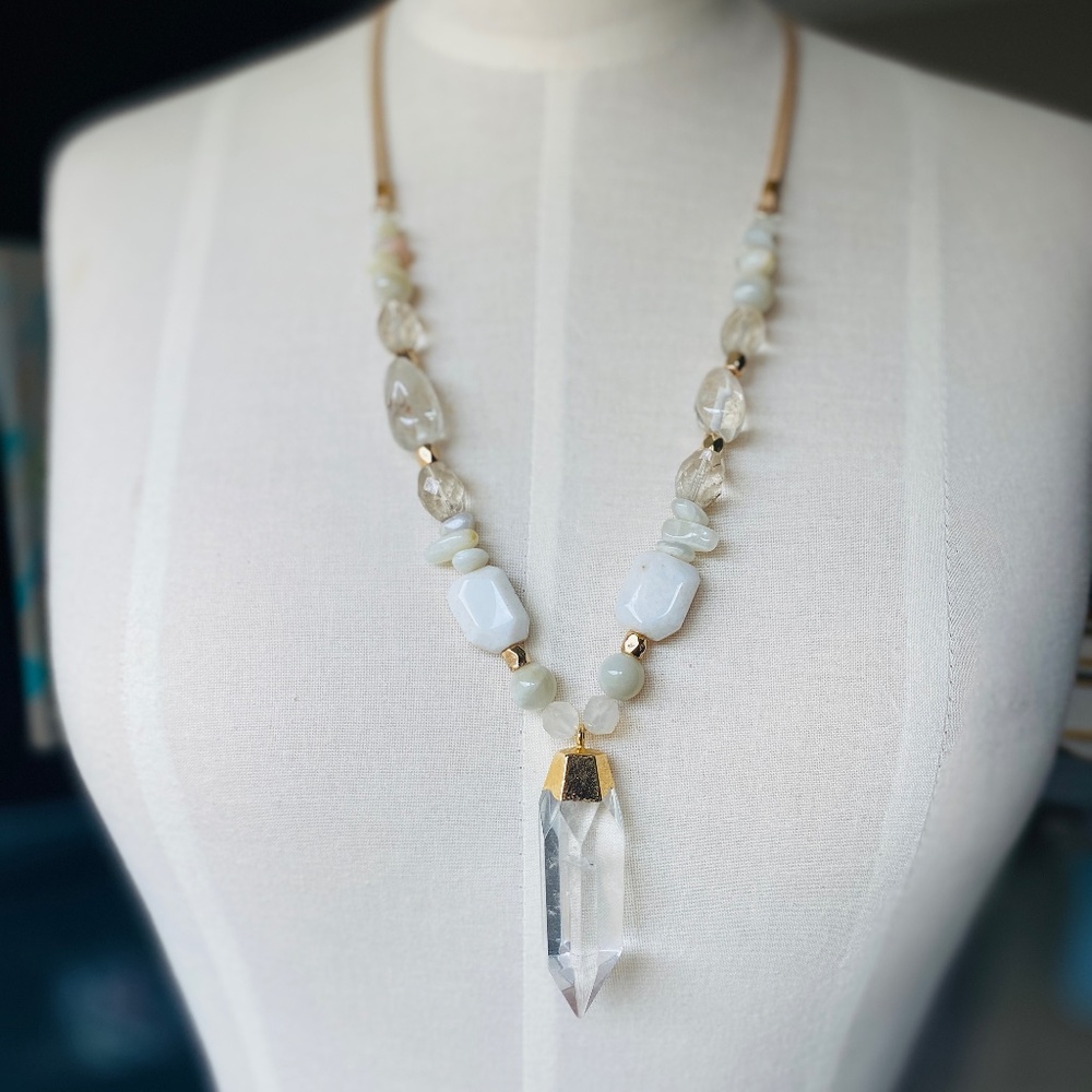 Chunky Gemstone‎ Necklace with Quartz Crystal Pendant